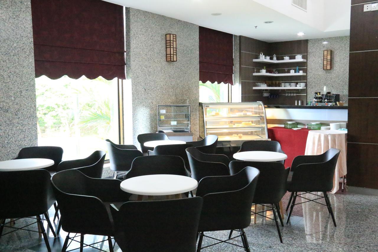 Hotel Edc Uum Sintok Sintuk Zewnętrze zdjęcie